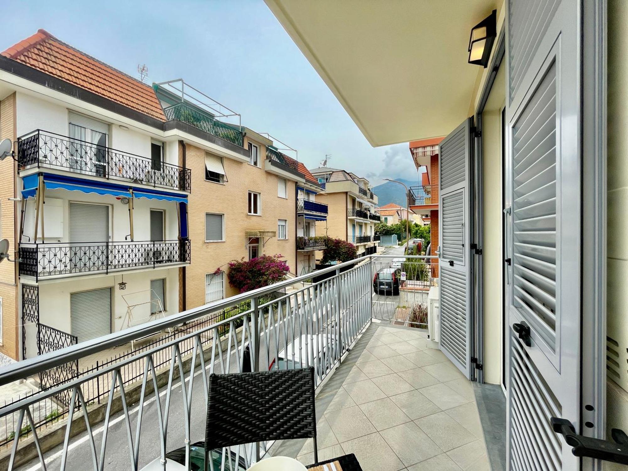 900Mt From The Sea - Two-Room - Free Parking Loano Exterior foto